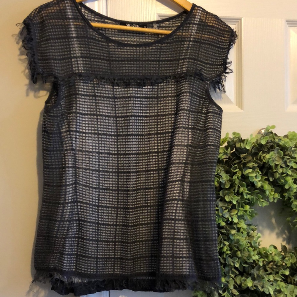 Boutique princess-seamed tank~W Sz M (fits small)